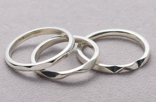 キラキラ切り子リング