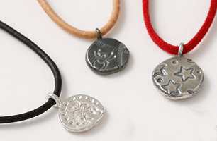 コインペンダント