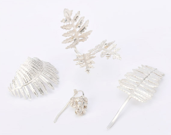 ⑨ジュエリーデザイン科1年（進級制作） 三谷　穂風