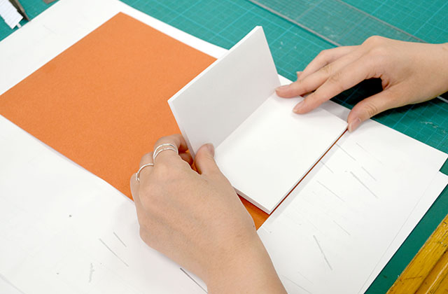 スペースデザイン科「建築模型の制作体験」の制作風景