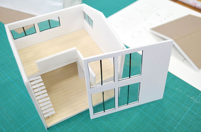 スペースデザイン科「建築模型の制作体験」の完成した建築模型
