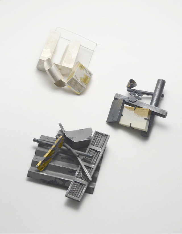 【卒業制作】ジュエリーデザイン科 3年 「通過」プローチ 三谷穂風