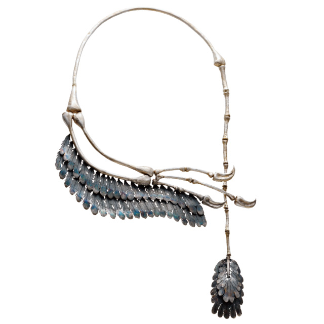 ジュエリーデザイン科 2年生　高柳 結衣 さん 進級制作