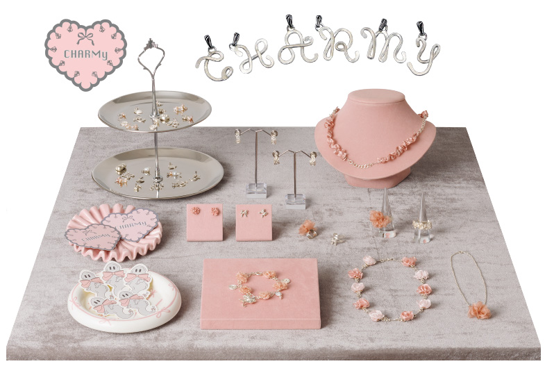 ジュエリーデザイン科 3年生　室伏　くるみ さん　卒業制作