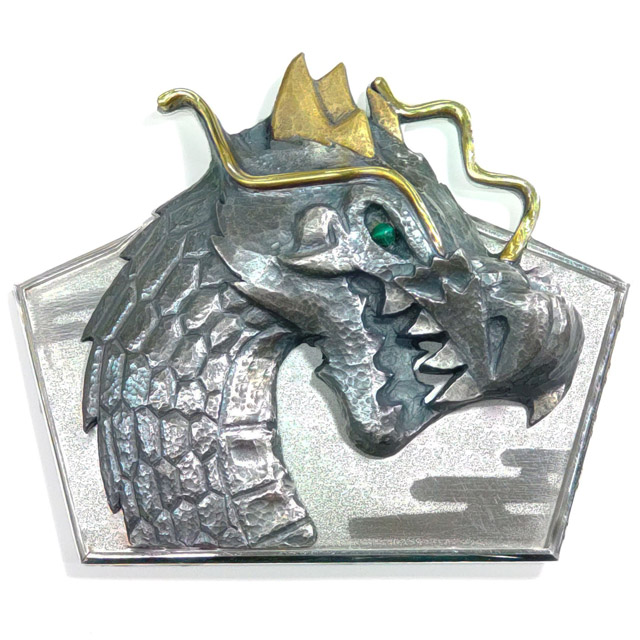 金田 結衣　「龍 絵馬ブローチ」